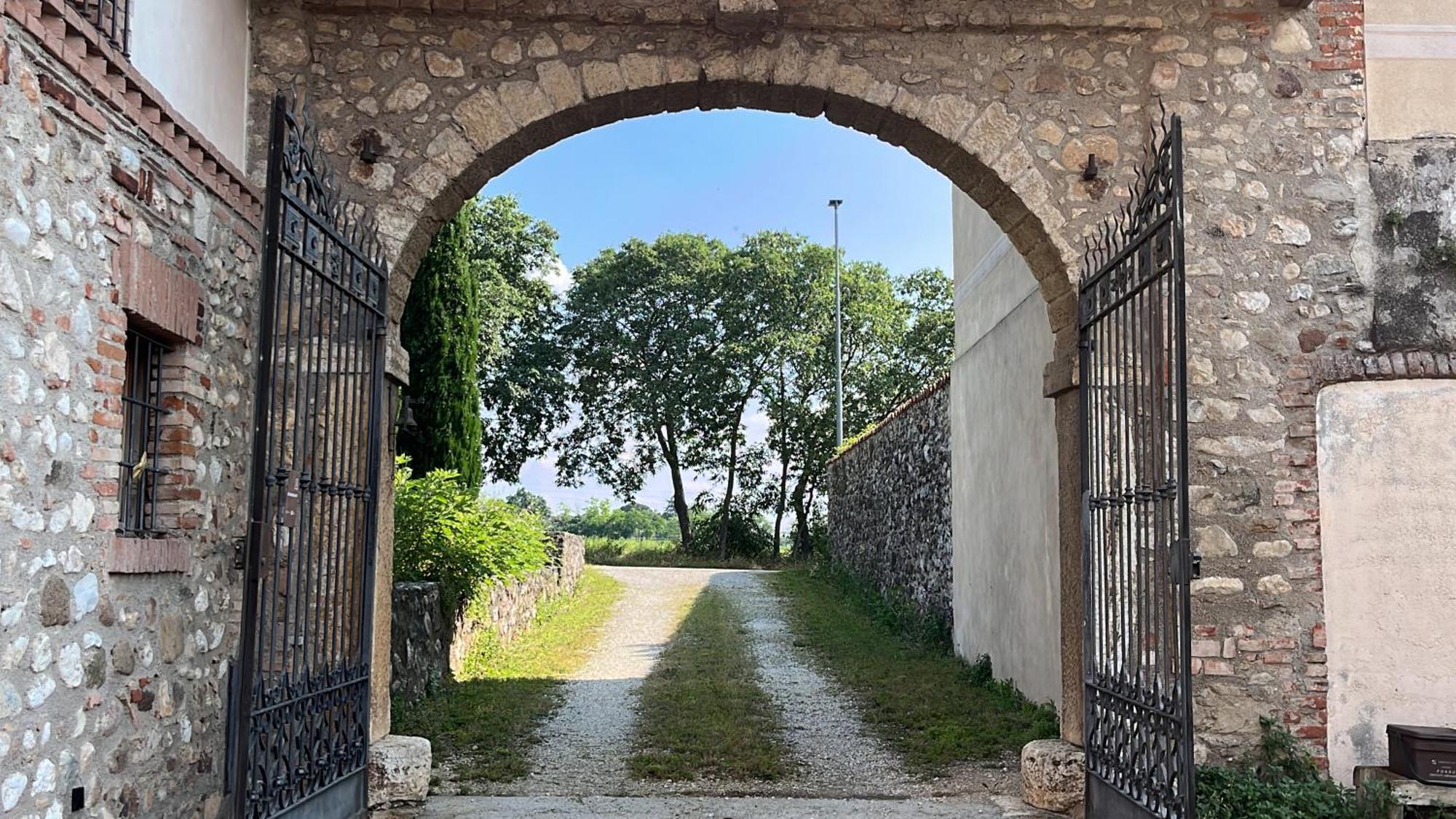 Antico Cascinale Lombardo Acomodação com café da manhã Lonato Exterior foto