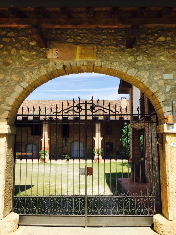 Antico Cascinale Lombardo Acomodação com café da manhã Lonato Exterior foto
